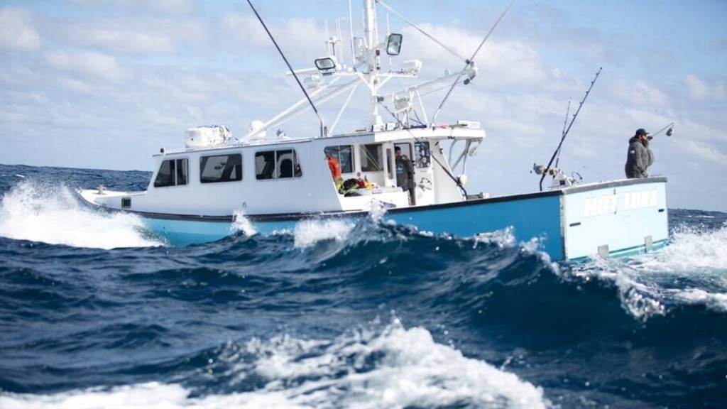 Wicked Tuna: Outer Banks (2014) Season 7 Streaming: Watch & Stream Online via Disney Plus