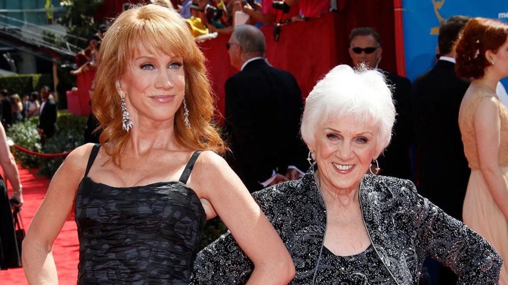 Kathy Griffin: My Life on the D-List (2005) Season 3 Streaming: Watch & Stream Online via Peacock