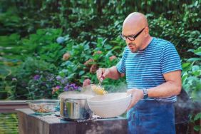 Symon's Dinners Cooking Out (2020) Season 2 Streaming: Watch & Stream Online via HBO Max