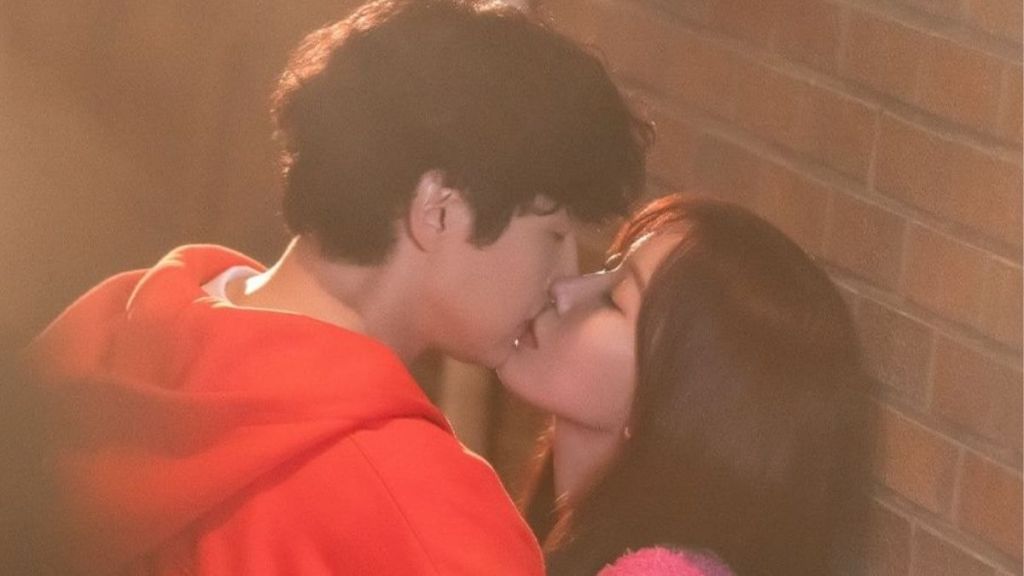 Beauty and Mr. Romantic: Im Soo-Hyang and Ji Hyun-Woo Share a Passionate Kiss