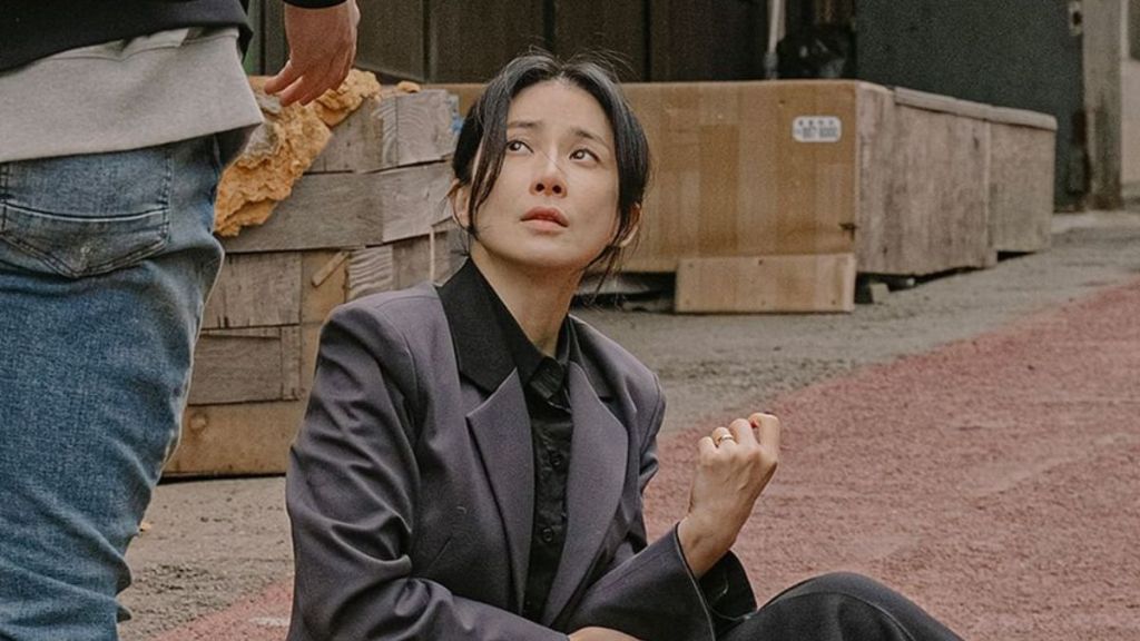 Lee Bo-Young’s Hide Episode 11 Release Date and Photos Revealed on JTBC