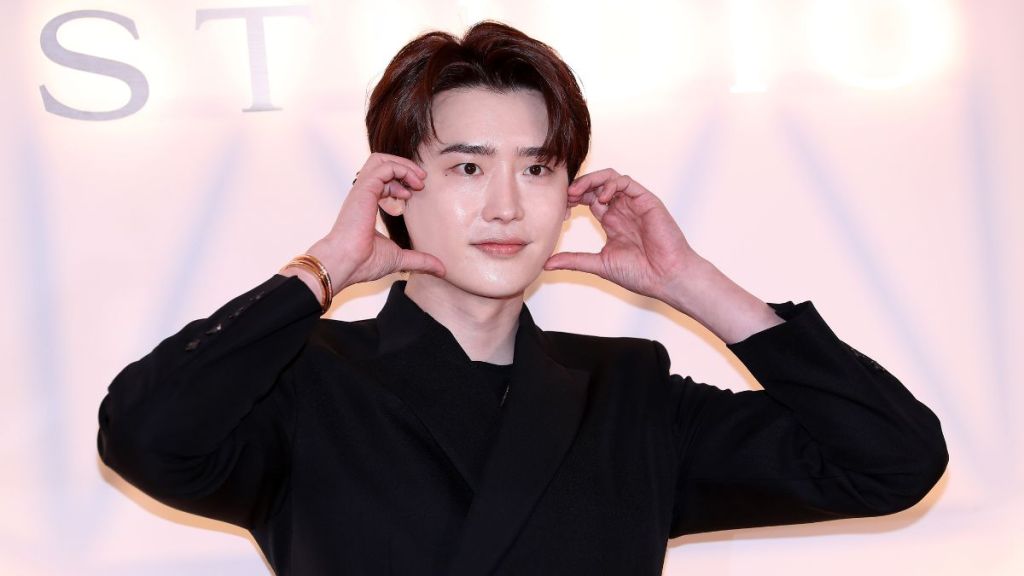 W: Two Worlds Apart Ending Explained: Does Lee Jong-Suk K-Drama Have a Happy or Sad Ending?