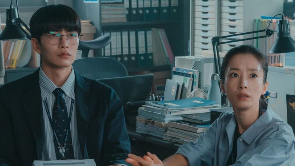 Lee Min-Ki and Kwak Sun-Young from Crash K-Drama