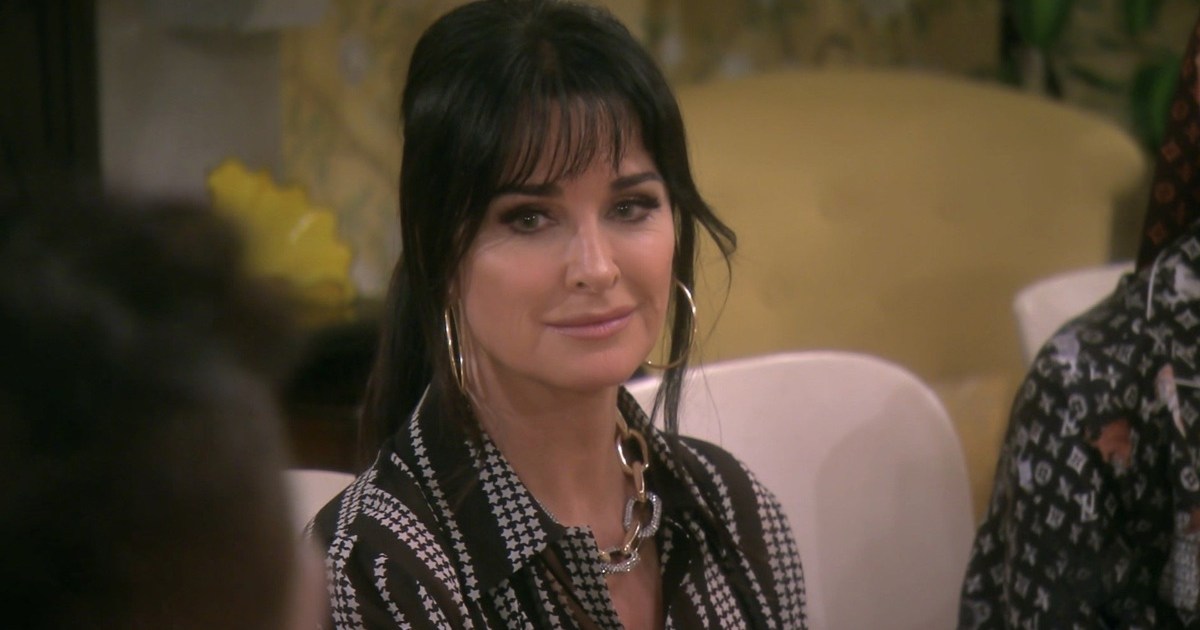 The Real Housewives of Beverly Hills Season 10 Streaming: Watch