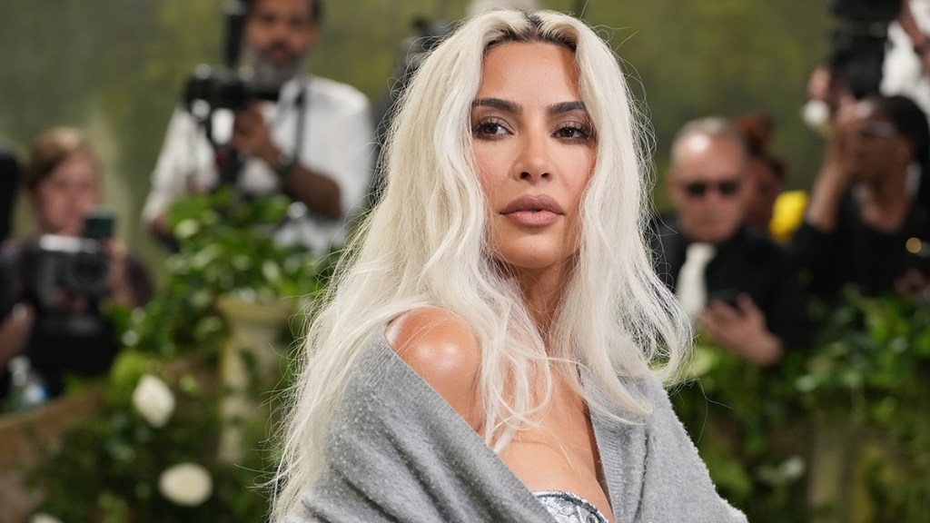 Why Was Kim Kardashian Booed at Tom Brady’s Roast?