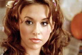 Hot Frosty: Lacey Chabert Leads Netflix Holiday Rom-Com