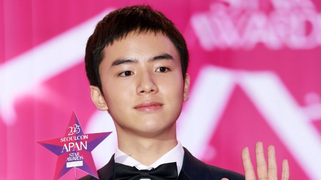 The Atypical Family cast Moon Woo-Jin
