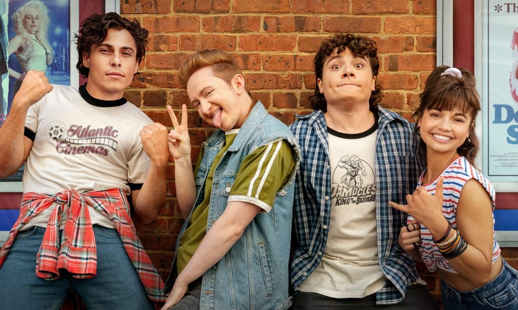 The 4:30 Movie Trailer Previews Kevin Smith's Newest Teen Comedy