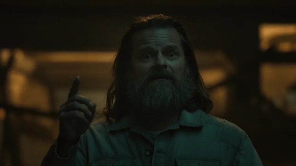 Who Is Steve Zahn's Solo In Silo Season 2 & the Books?