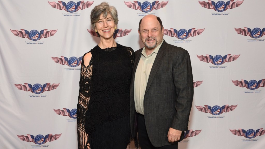 Who Is Jason Alexander's Wife? Daena Title's Job & Relationship History