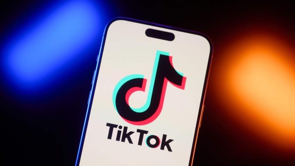 Why Is 'Vexbolts Mass Unfollowing' Trending on TikTok & What Did He Do?