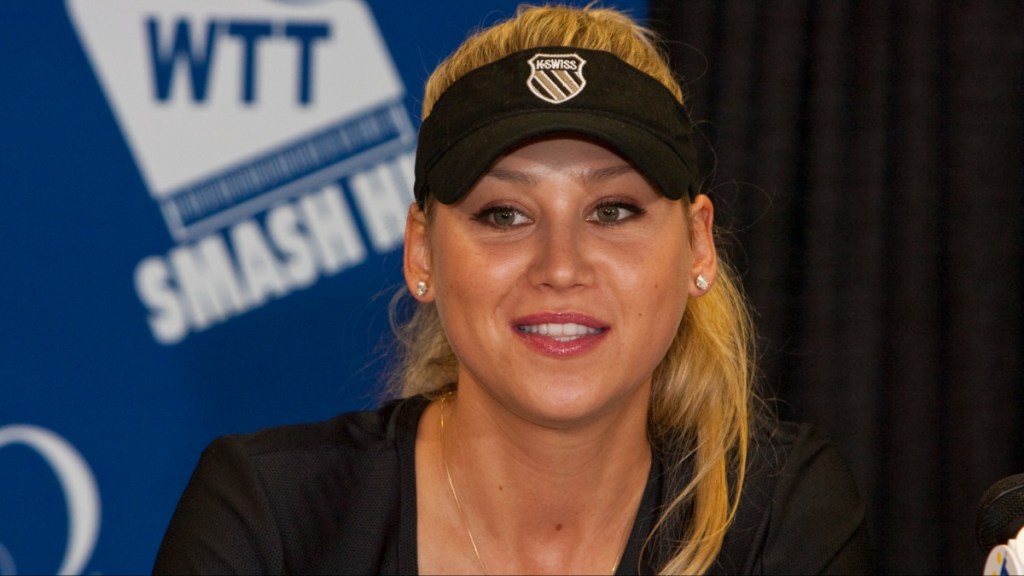 Anna Kournikova Appears in Public After Two Years Using Wheelchair
