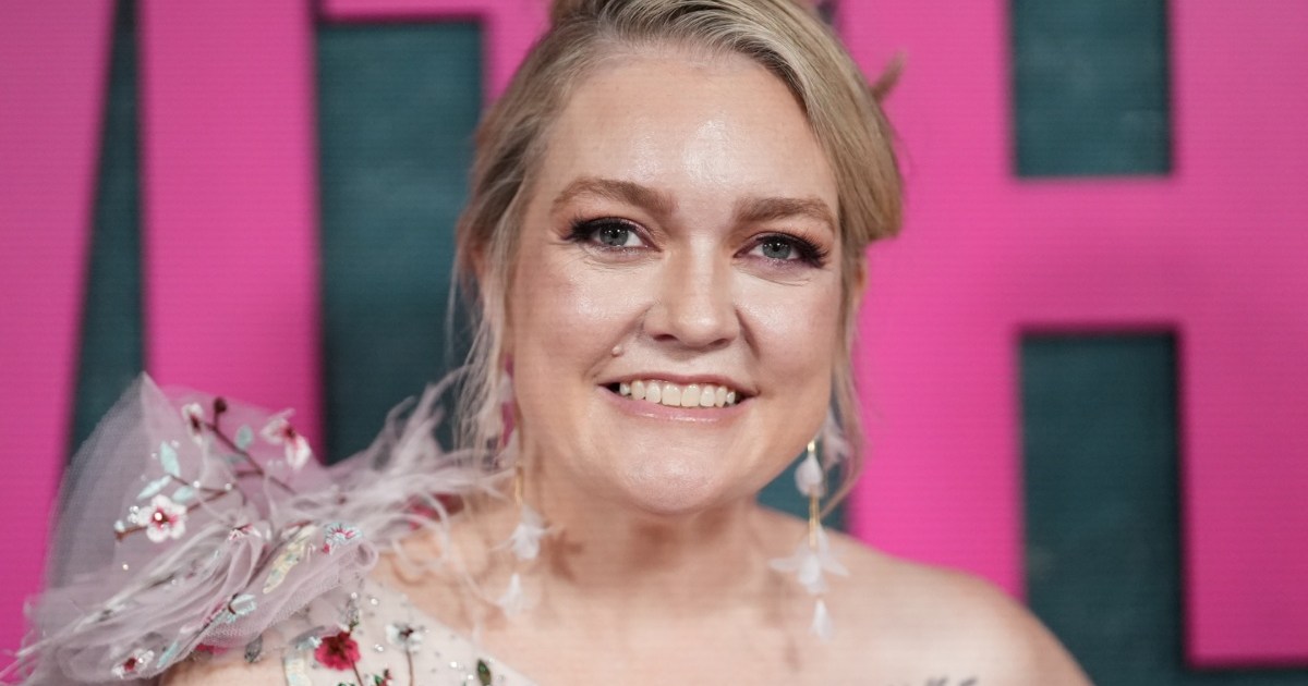 Colleen Hoover Deactivates Her Instagram Amid Justin Baldoni & Blake Lively Case