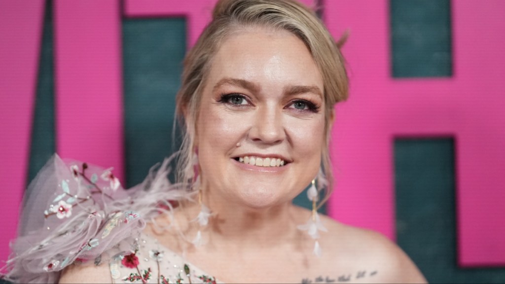 Colleen Hoover Deactivates Her Instagram Amid Justin Baldoni & Blake Lively Case