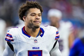 Bills CB Taron Johnson Suffers Shoulder Injury vs. Ravens
