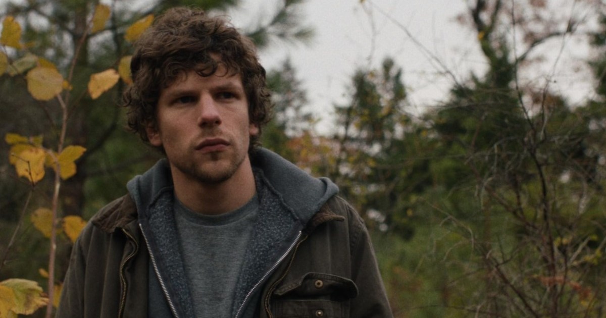 Jesse Eisenberg on Mark Zuckerberg: ‘I Don’t Want To Think of Being Associated’