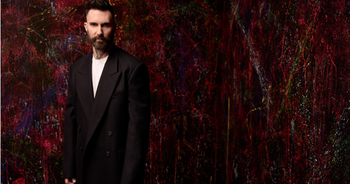 The Voice: What Sweatshirts Was Adam Levine Giving His Team?
