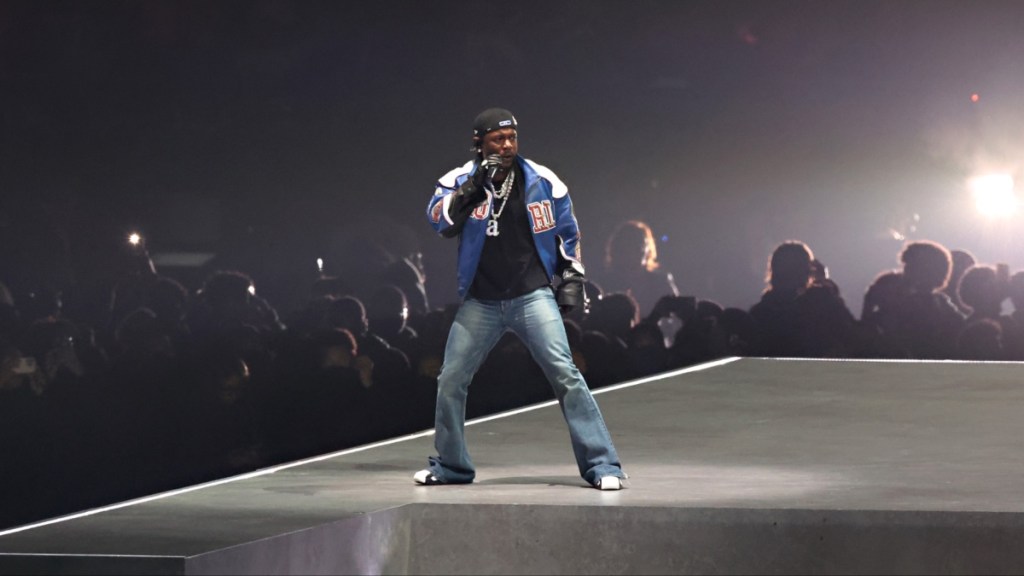 Fans Think Kendrick Lamar Wore 'A' Chain to Diss Drake at Super Bowl 2025