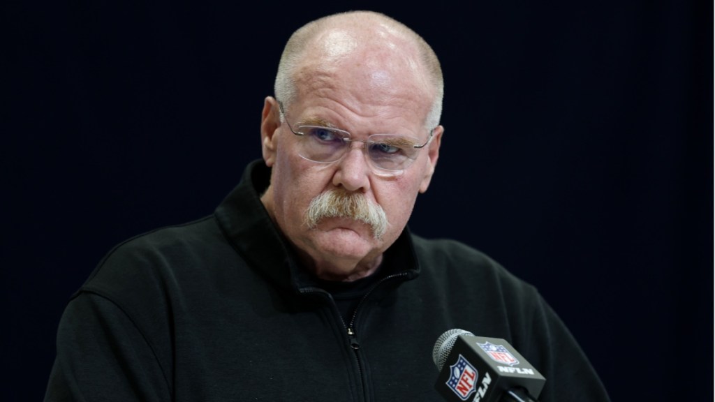 Andy Reid Says Taylor Swift Handled Super Bowl Incident 'The Right Way'