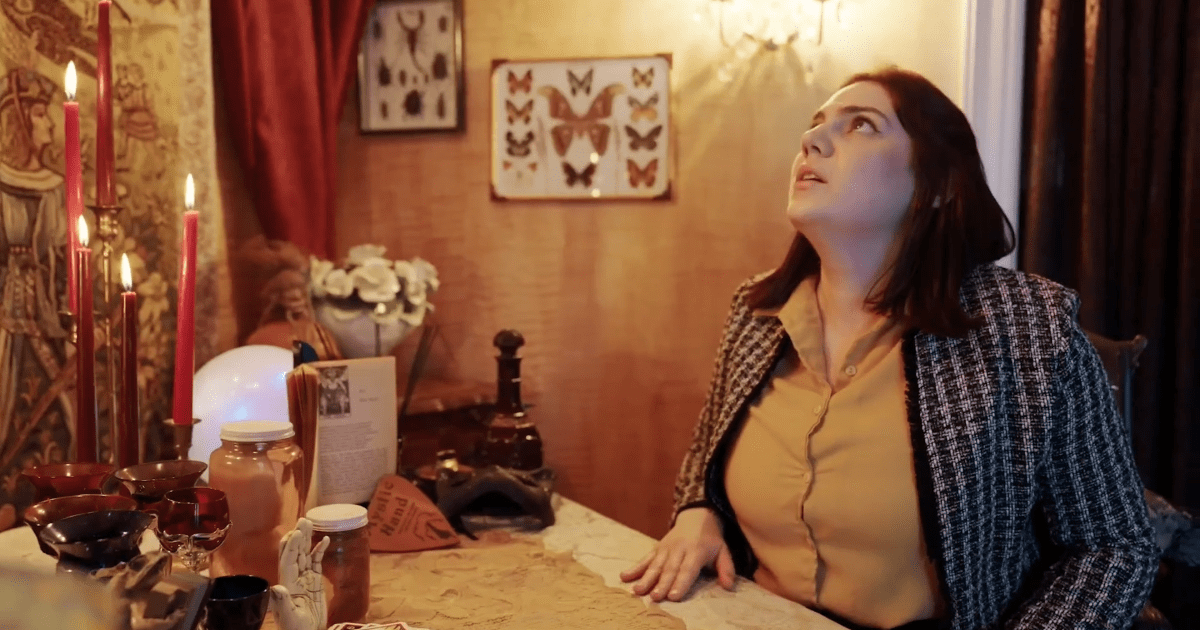 Exclusive For Sale By Exorcist Trailer Previews Housing Market Horror Comedy