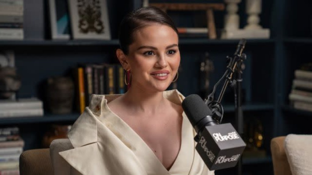 Selena Gomez Admits Making 'Mistakes' In Past Relationships