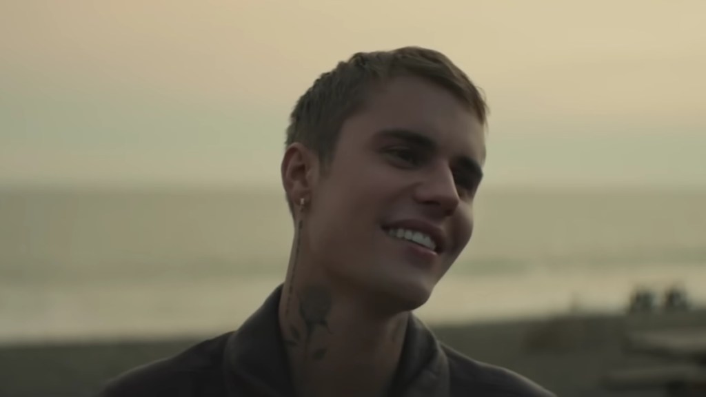 Fans Wonder 'Is Justin Bieber Okay?' Amid Concerning Instagram Live
