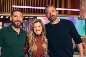 Kelly Clarkson Roasts Ben Affleck for Needing 'Multiple Instructors' for Line Dance