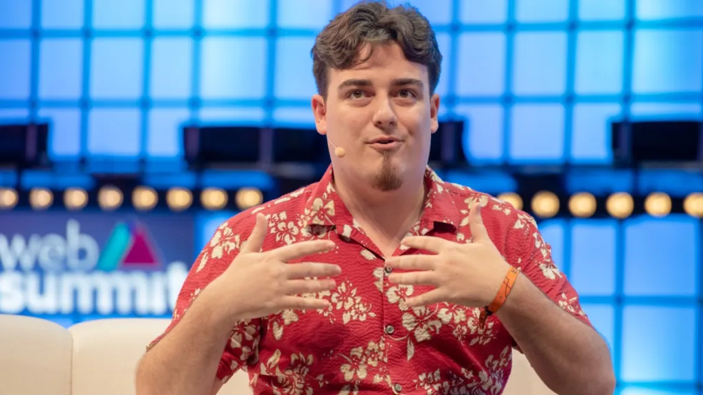 Palmer Luckey Net Worth 2025: How Much Money Does He Make?