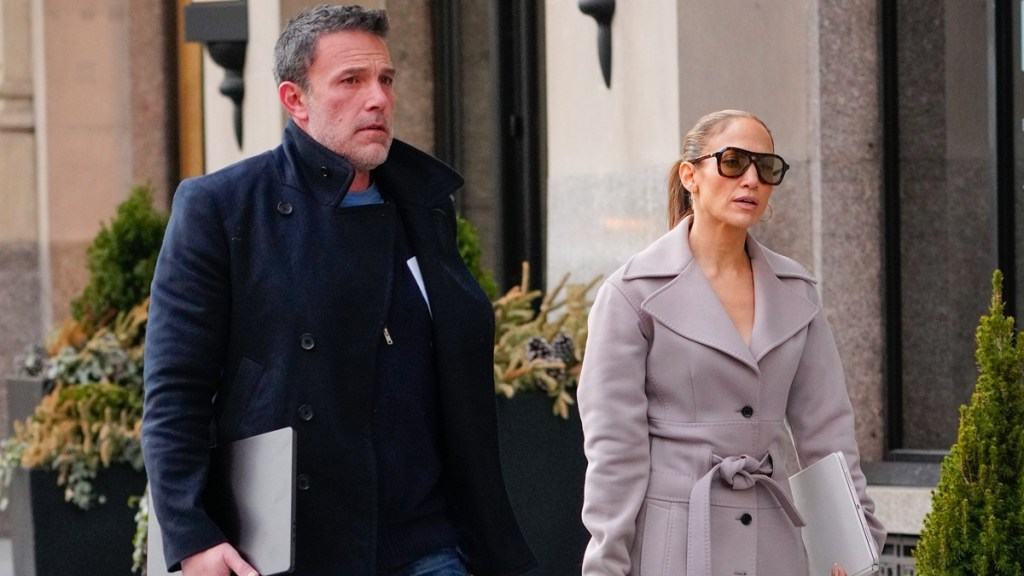 Ben Affleck & Jennifer Lopez Make a Business Decision Amid Divorce