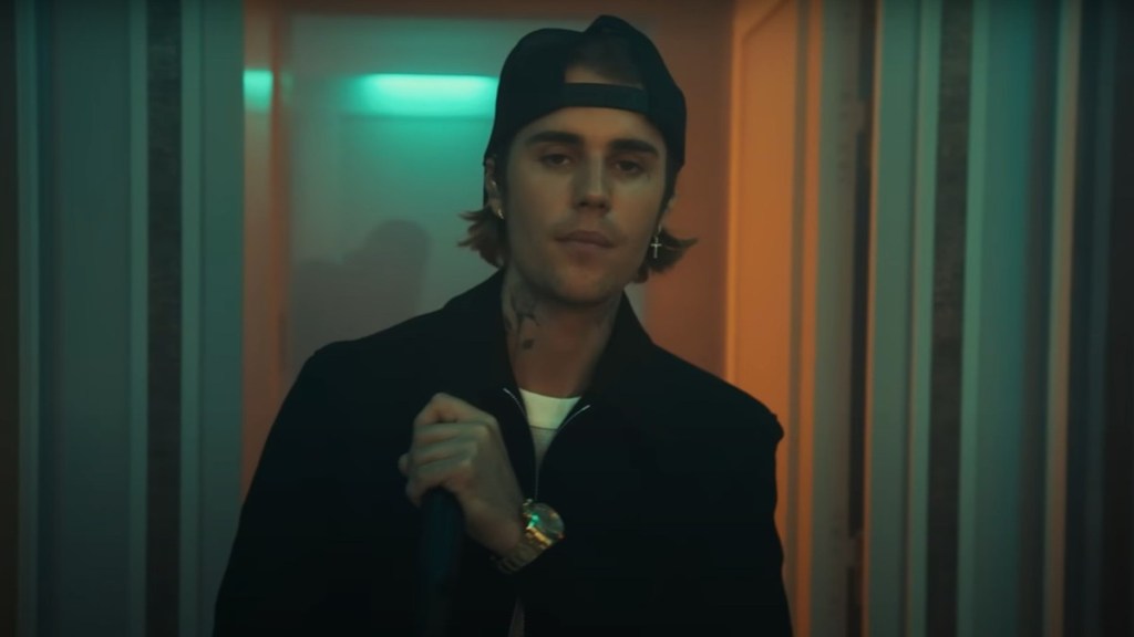 'Justin Bieber Detox' Trend Explained Amid Singer's New Sweaty Pictures