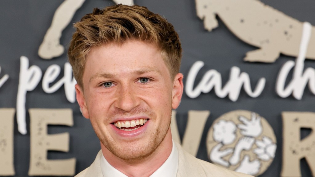 Robert Irwin's Apology for Dine & Dash Explained