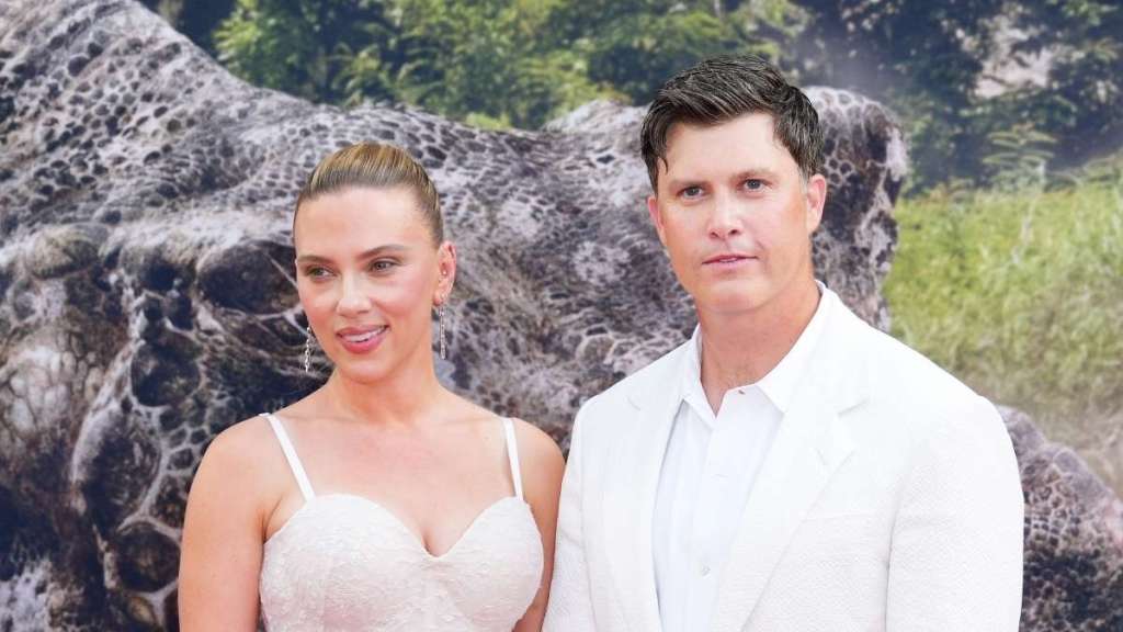 Colin Jost Didn't Think Jonathan Bailey Was a 'Threat' Before Scarlett Johansson Kiss