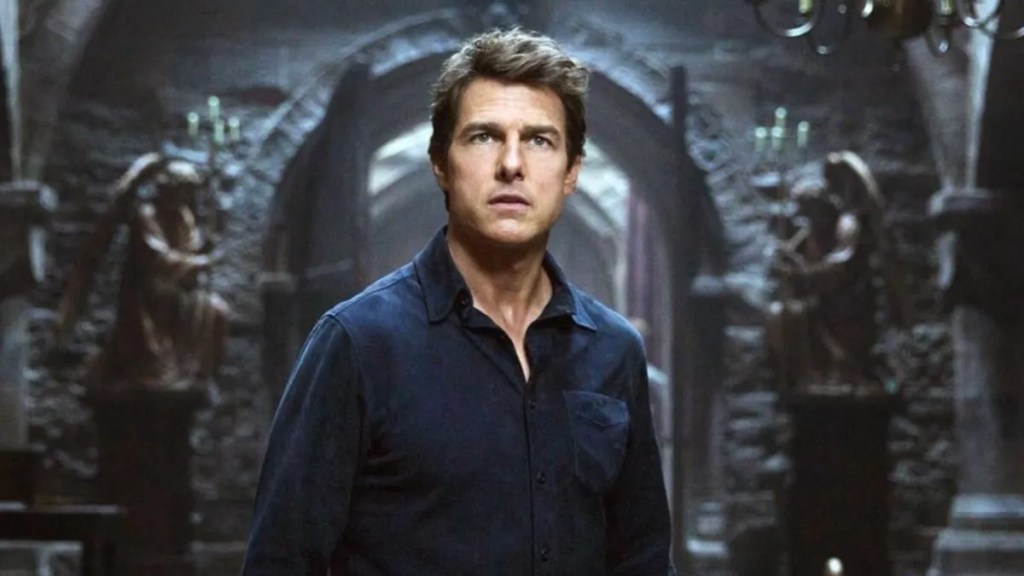 The Deeper's Tom Cruise & Ana de Armas Reportedly Shopping for New Home in UK