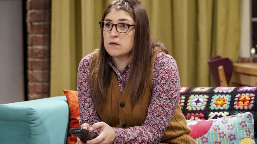 Big Bang Theory's Mayim Bialik Gives Disappointing Update on Blossom Reboot