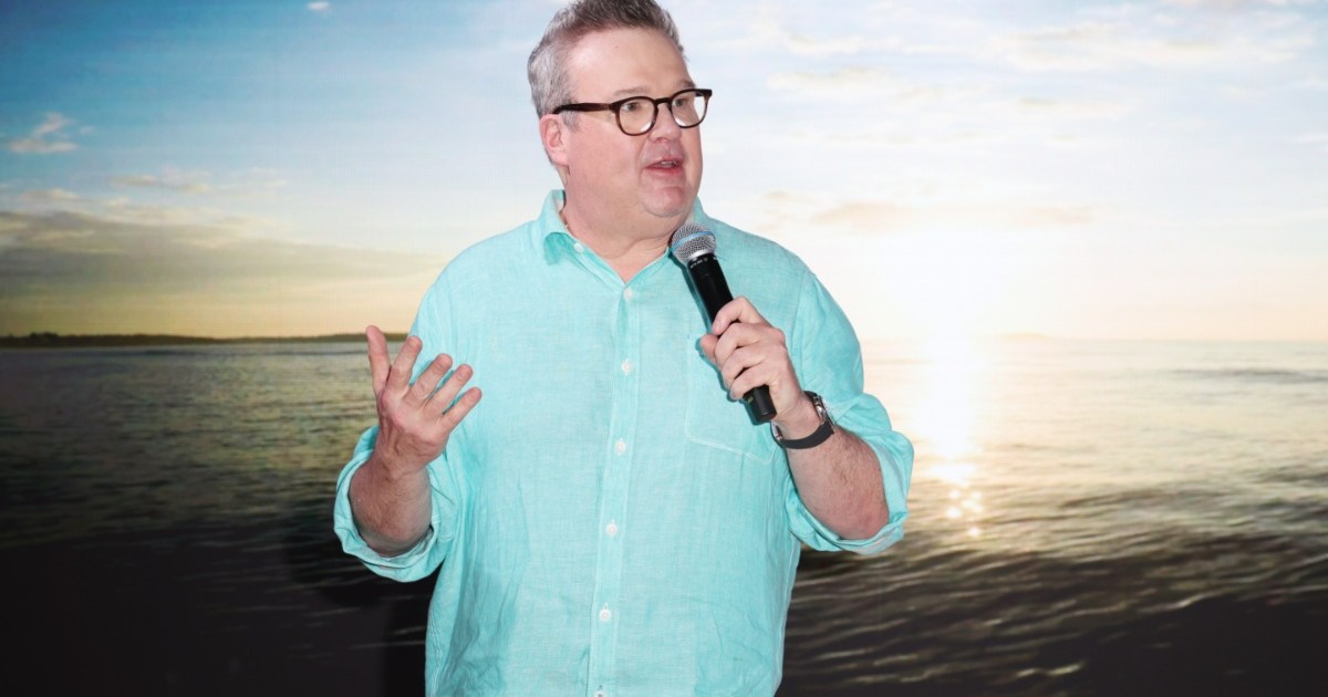Modern Family’s Cameron Actor Gets Married on Monday