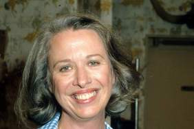 Alice & The Parent Trap Star Polly Holliday Dead at 88