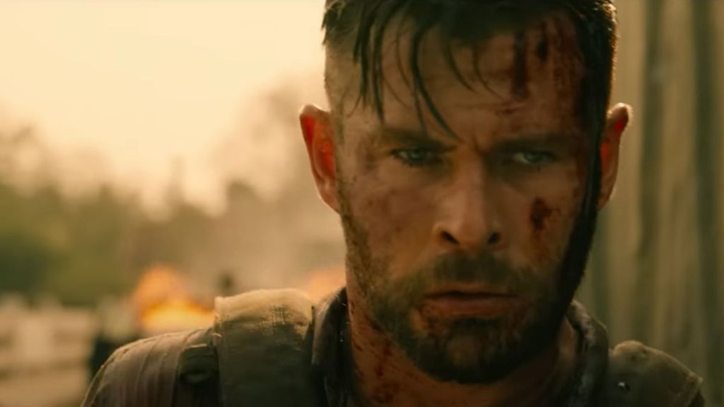 Chris Hemsworth-Led Submarine Action Movie Begins Filming, Adds New Actor