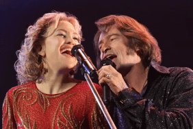 Hugh Jackman & Kate Hudson Form a Cover Band in Song Sung Blue Trailer