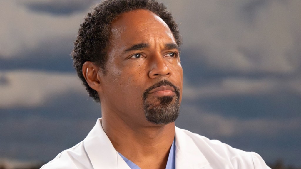 Grey’s Anatomy’s Jason George Teases Multiple Deaths in Season 22 Premiere