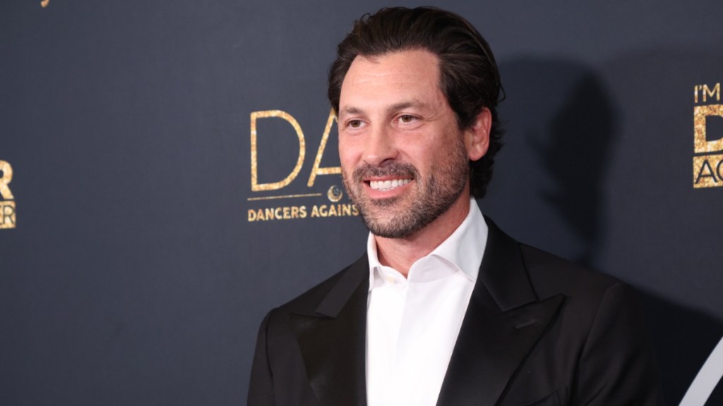 Maksim Chmerkovskiy Slams DWTS Pro Jan Ravnik, Jen Affleck Defends Partner