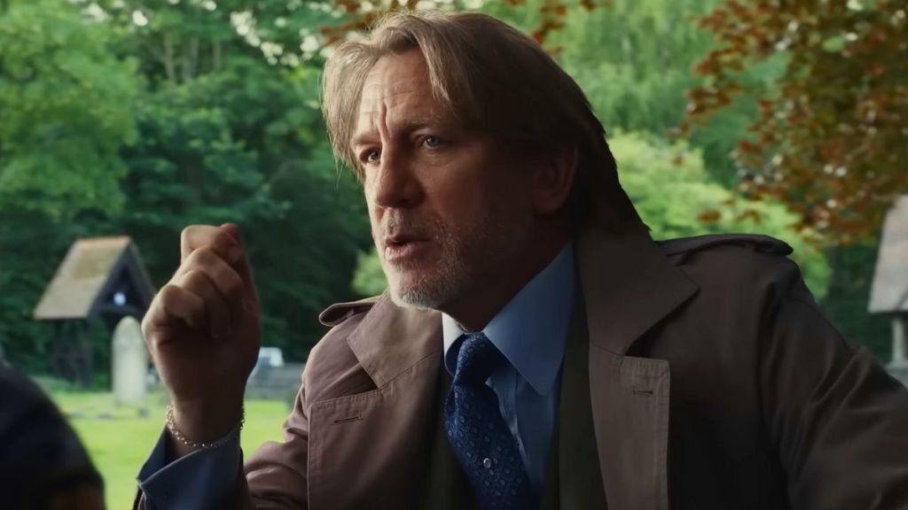 Benoit Blanc recast daniel craig knives out 3 wake up dead man
