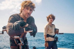 Ryan Gosling and Flynn Gray stare in Star Wars: Starfighter.