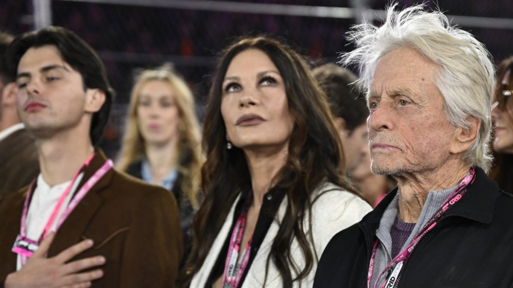 Michael Douglas & Catherine Zeta-Jones Address Rumors About Boycotting CNN