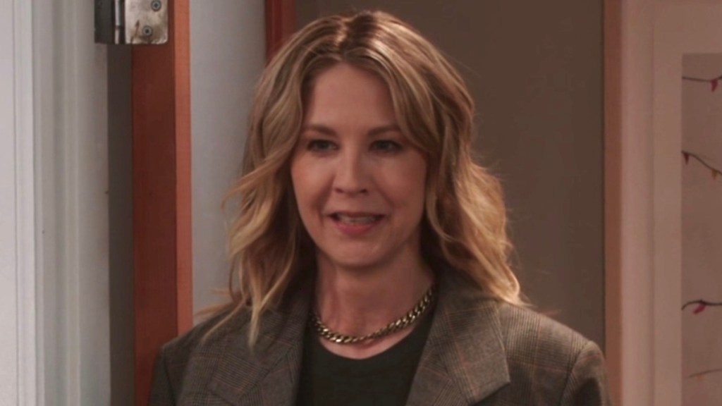 Why Fans Think Jenna Elfman Is Leaving Shifting Gears