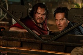 Jack Black and Paul Rudd sit in a car in Anaconda.