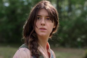 Daisy Edgar-Jones looks on in Where the Crawdads Sing.