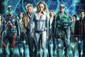 DCs Legends of Tomorrow team shot
