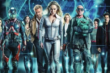 DCs Legends of Tomorrow team shot