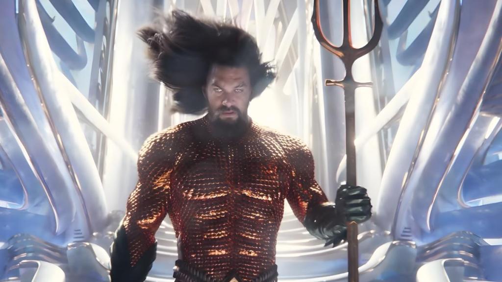 Justice League’s Jason Momoa Rocks a Guitar as Aquaman