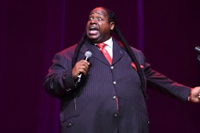 Iconic Comedian Reveals Premiere Date for 1st Ever Netflix Special